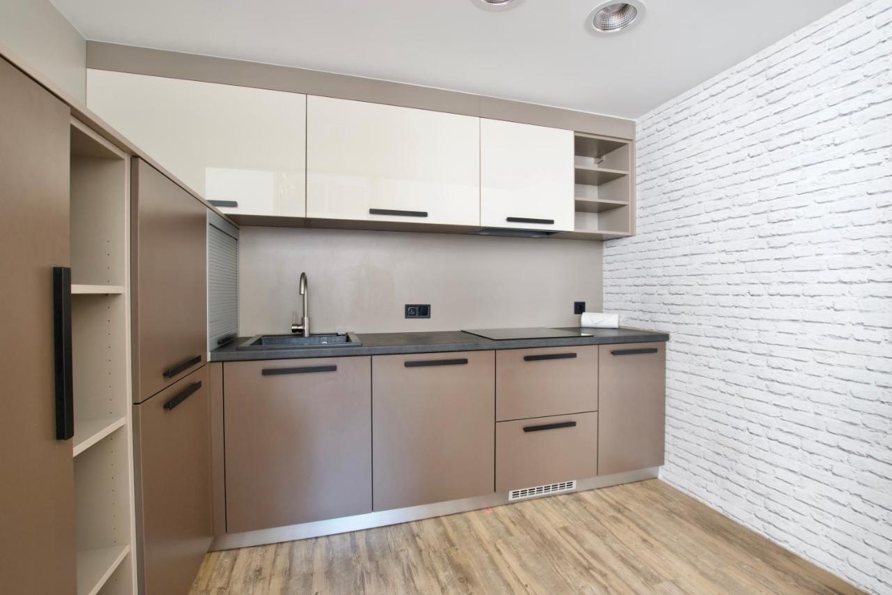 Standard By Hi5 - Gellért Area Apartman *